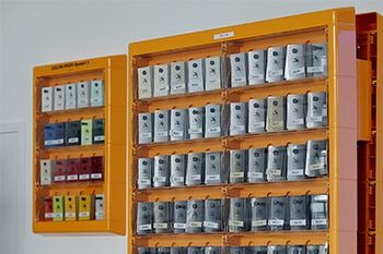 COLOR RETRIEVAL WITH COLOR PROFI SYSTEM (CPS)