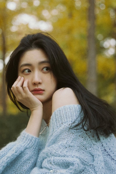 Cơn gió lạnh đầu mùa – lời nhắc khẽ cho làn da và mái tóc