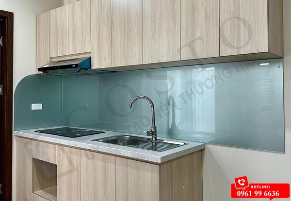 Báo giá kính ốp bếp rẻ