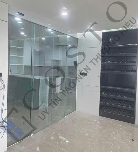 Cửa kính cường lực 2 cánh lùa