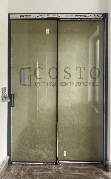 cua-nhom-slim-mo-truot-2-canh