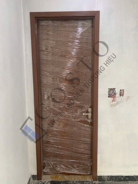 Cửa nhựa giả gỗ