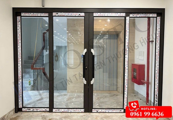 cửa trượt mở quay hiện đại