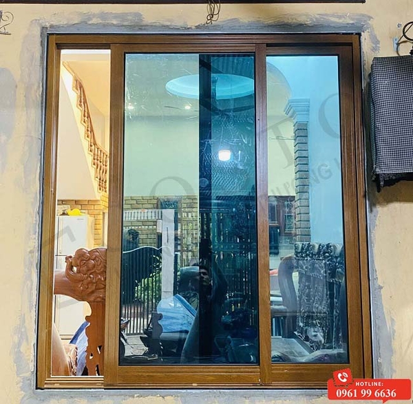 Giá cửa nhôm Xingfa vân gỗ