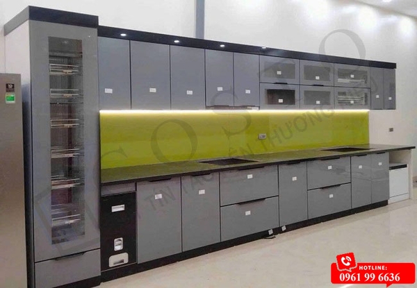 kính cường lực ốp bếp