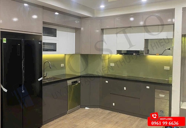 kính ốp bếp giá rẻ