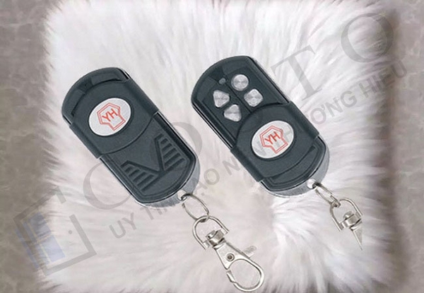 Làm chìa khóa cửa cuốn gần đây