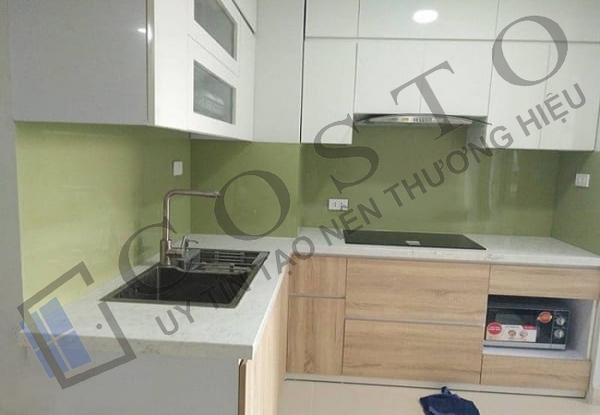 ốp kính bếp đẹp