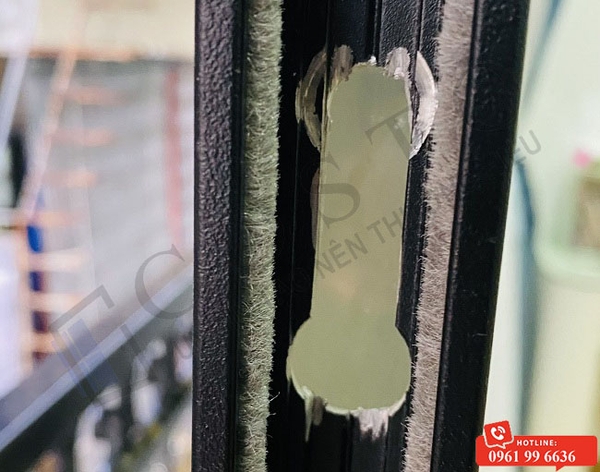 Sản xuất và thi công ẩu