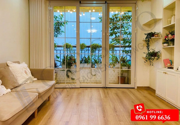 thi công cửa trượt quay