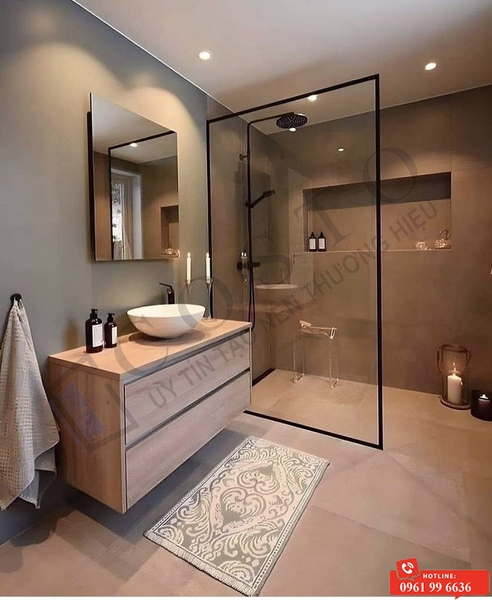vách kính nhà tắm không cửa