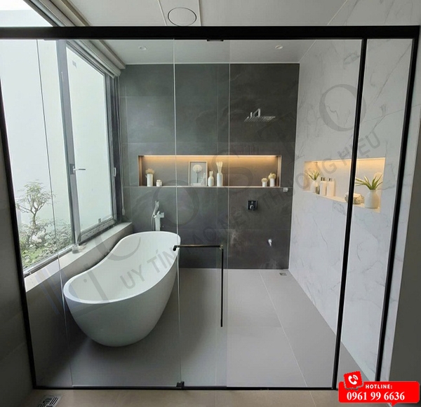 vách kính phòng tắm 