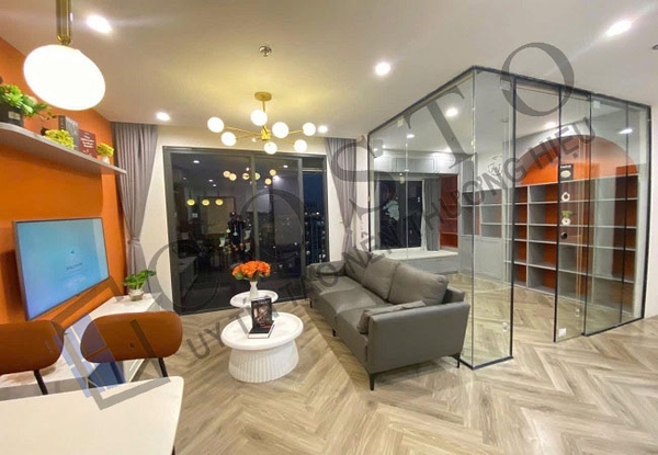 Vách ngăn kính cường lực phòng khách