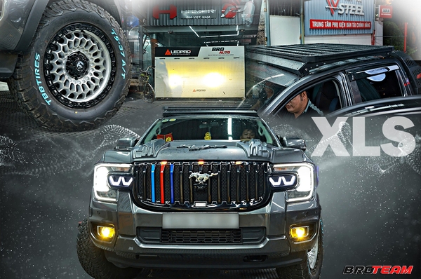 Ford Ranger XLS độ đẹp lột xác nhẹ nhàng, chơi Tết gọn gàng mà chất