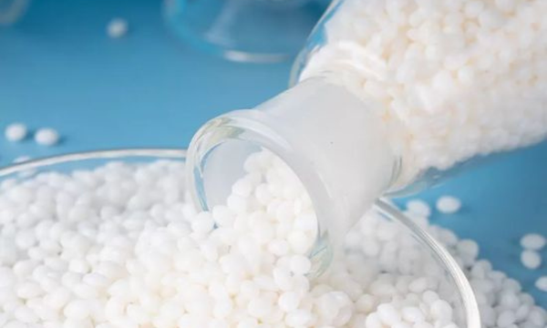 Urea là gì? Hoạt chất làm dịu da, phục hồi hiệu quả