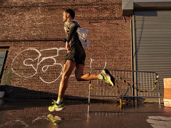 Cách chọn giày chạy bộ phù hợp nhất cho người mới bắt đầu