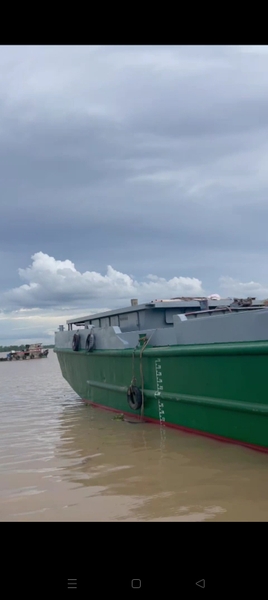MS01-Bán xà lan 490 khối cát xã tràn, trọng tải 750 tấn, đóng năm 2017 | Giá 3.500.000.000