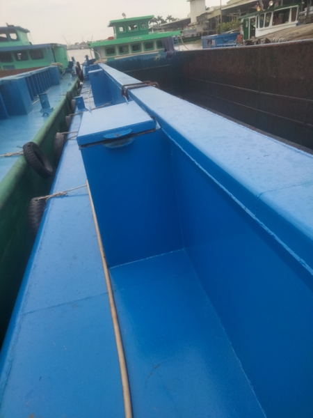 Ms17 Chủ gửi bán xà lan 600 tấn