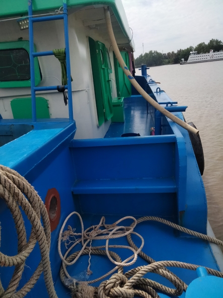 Ms17 Chủ gửi bán xà lan 600 tấn