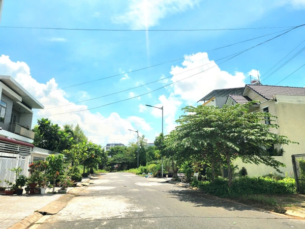BÁN NỀN ĐẤT ĐẸP KẾ BÊN CÔNG VIÊN NỘI KHU – KHU ĐÔ THỊ GOLDEN CITY (MỸ HÒA)
