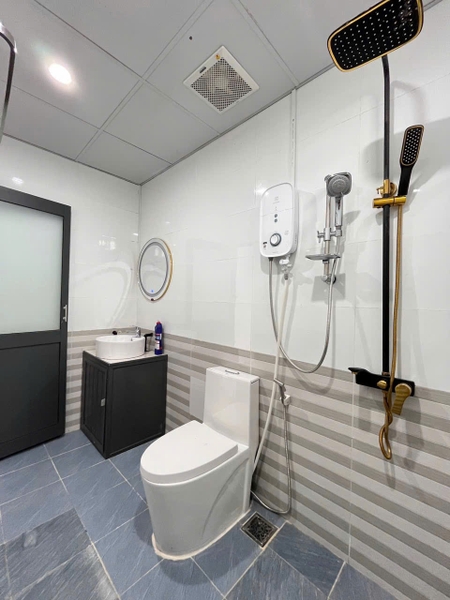 🏠 BÁN NHÀ ĐẸP MẶT TIỀN LÊ VĂN LƯƠNG – KDC XẺO TRÔM 4 (TẶNG FULL NỘI THẤT)