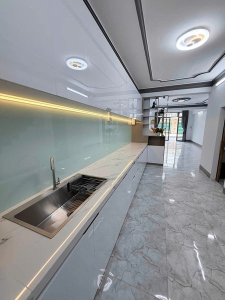 🏠 BÁN NHÀ 1 TRỆT 3 LẦU KHU XẺO TRÔM – 5 PHÒNG NGỦ, VỪA Ở VỪA KINH DOANH