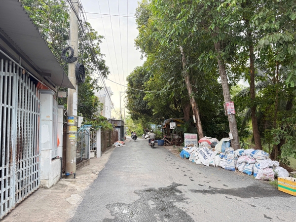 🏠 BÁN NHÀ 2 MẶT TIỀN VIEW KÊNH MÁT MẺ – ĐƯỜNG CẶP RẠCH GÒI LỚN