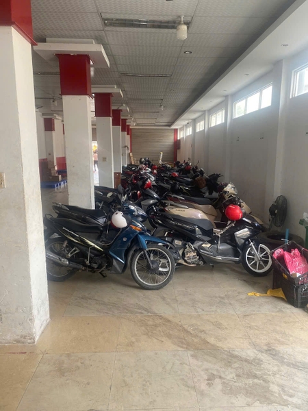 🏢 CHO THUÊ MẶT BẰNG KINH DOANH 400M² – MẶT TIỀN ĐƯỜNG NGUYỄN TRUNG TRỰC (RẠCH GIÁ)