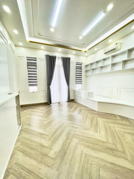 🏠 BÁN NHÀ THIẾT KẾ ĐẸP 1 TRỆT 2 LẦU MẶT TIỀN ĐƯỜNG SỐ 5 – KHU LÝ THÁI TỔ NỐI DÀI (MỸ PHƯỚC)
