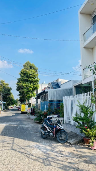 🏠 BÁN NHÀ 1 TRỆT 2 LẦU – MẶT TIỀN ĐƯỜNG SỐ 12 TÂY ĐẠI HỌC (LÊ THỊ RIÊNG NỐI DÀI)