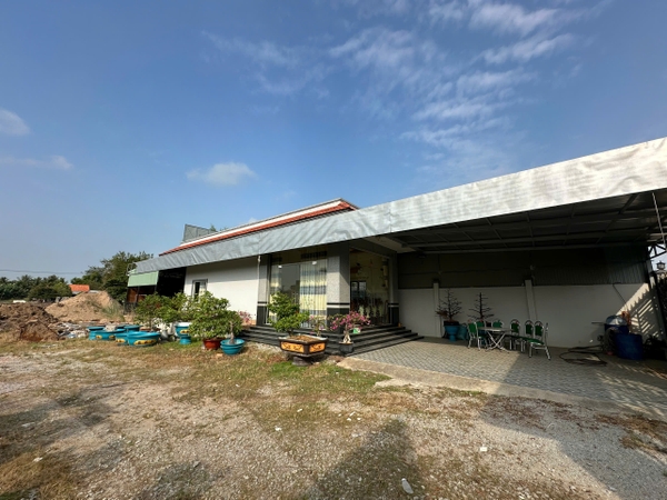 🏡 BÁN NHÀ & KHO MẶT TIỀN VÕ VĂN HOÀI – GẦN CẦU CHÀ VÀ