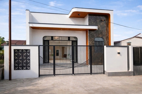 🏠 BÁN NHÀ TRỆT ĐẸP MẶT TIỀN RẠCH TẦM BÓT – NGANG 7.4M (VỊ TRÍ THOÁNG MÁT)