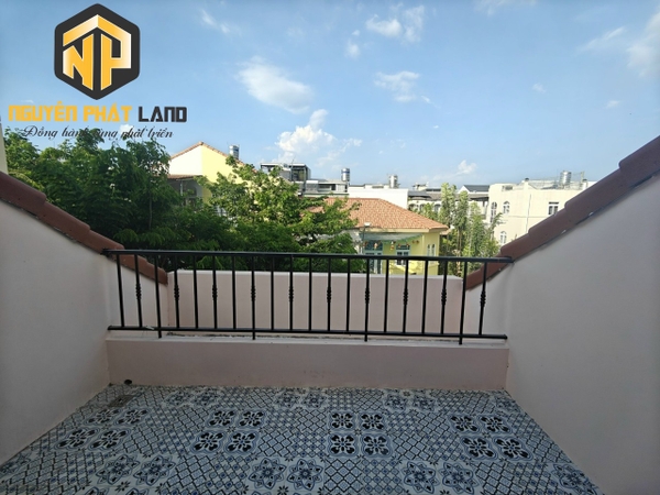 🏠 BÁN NHÀ 1 TRỆT 2 LẦU – KĐT TÂY SÔNG HẬU