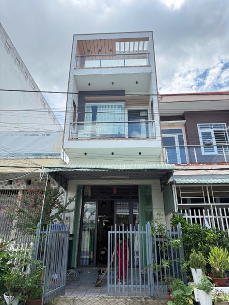 🏠 BÁN NHÀ 1 TRỆT 1 LẦU + SÂN THƯỢNG KHU TIẾN ĐẠT – Ô TÔ ĐẬU TRONG NHÀ