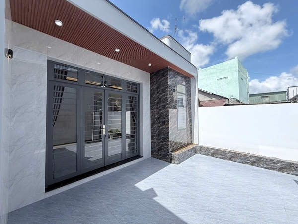 🏠 BÁN NHÀ CẤP 4 SIÊU RỘNG RÃI – HẺM Ô TÔ THÔNG 2 ĐẦU – CÁCH CHỢ BÌNH KHÁNH CHỈ 100M