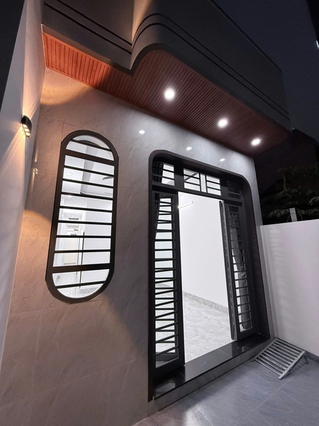 🏠 BÁN NHÀ MỚI XÂY - GẦN CẦU GÒI LỚN