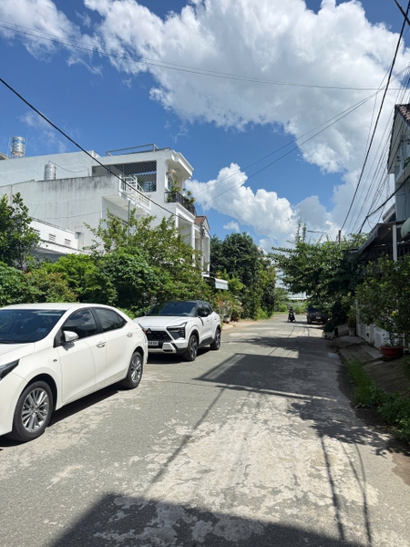 🏠 BÁN NHÀ 1 TRỆT 1 LẦU + SÂN THƯỢNG KHU TIẾN ĐẠT – Ô TÔ ĐẬU TRONG NHÀ
