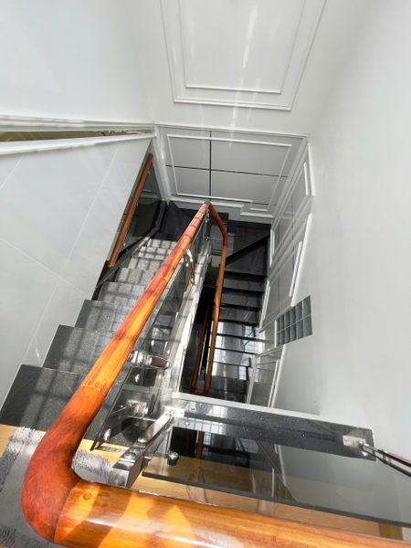 🏠 BÁN NHÀ THIẾT KẾ ĐẸP 1 TRỆT 2 LẦU MẶT TIỀN ĐƯỜNG SỐ 5 – KHU LÝ THÁI TỔ NỐI DÀI (MỸ PHƯỚC)