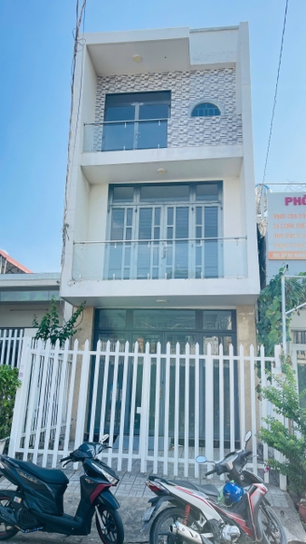 🏠 BÁN NHÀ 1 TRỆT 2 LẦU – MẶT TIỀN ĐƯỜNG SỐ 12 TÂY ĐẠI HỌC (LÊ THỊ RIÊNG NỐI DÀI)