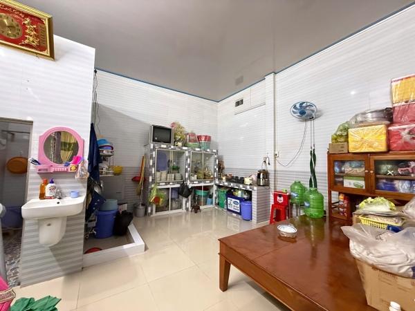 🏠 BÁN NHÀ 2 MẶT TIỀN VIEW KÊNH MÁT MẺ – ĐƯỜNG CẶP RẠCH GÒI LỚN