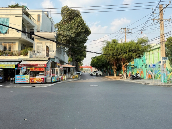 🏢 CHO THUÊ CẶP NHÀ GÓC VỊ TRÍ VÀNG – ĐỐI DIỆN BỆNH VIỆN SẢN NHI (MỸ BÌNH)
