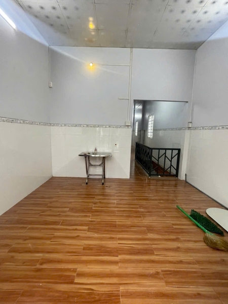 🏠 BÁN NHÀ 1 TRỆT 1 LẦU KIÊN CỐ – MẶT TIỀN ĐƯỜNG TRẦN KHẮC CHUNG (KHU B4 ĐÔNG XUYÊN)