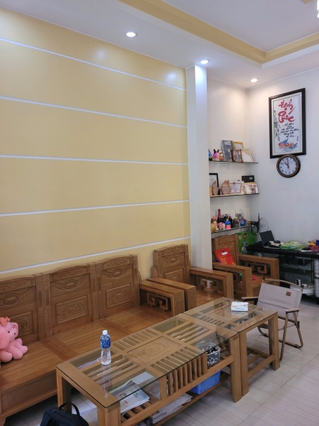 BÁN NHÀ 1 TRỆT 1 LẦU MẶT TIỀN PHẠM VĂN ĐỒNG – KDC XẺO TRÔM (CÓ SÂN THƯỢNG)