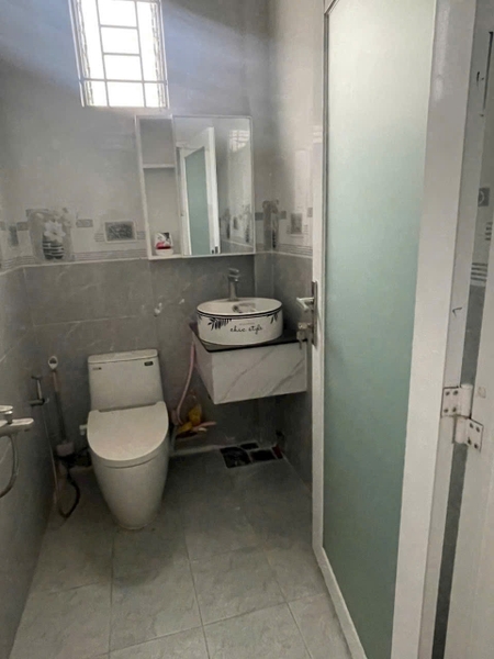 🏠 BÁN NHÀ 1 TRỆT 1 LẦU KIÊN CỐ – MẶT TIỀN ĐƯỜNG TRẦN KHẮC CHUNG (KHU B4 ĐÔNG XUYÊN)