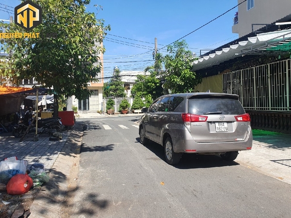 BÁN 2 CĂN NHÀ LIỀN KỀ ĐƯỜNG PHẠM VĂN XẢO, MỸ BÌNH [B.PVX.1]