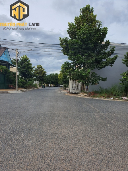 [NP30] BÁN 3 NỀN Khu Tây Đại Học