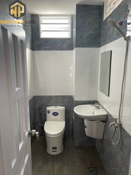 [NP15] Bán nhà mới xây 1 trệt 1 lầu khu dân cư Tổng Hợi