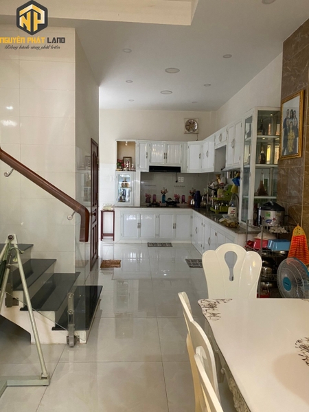 [NP24] Bán gấp nhà 1 trệt 1 lầu - Bình khánh - Sao Mai