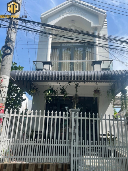 [NP39] Bán Nhà một trệt 1 lầu cặp rạch Thông Lưu