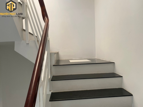 [NP48] Bán nhà Lý Công Uẩn - Sao Mai